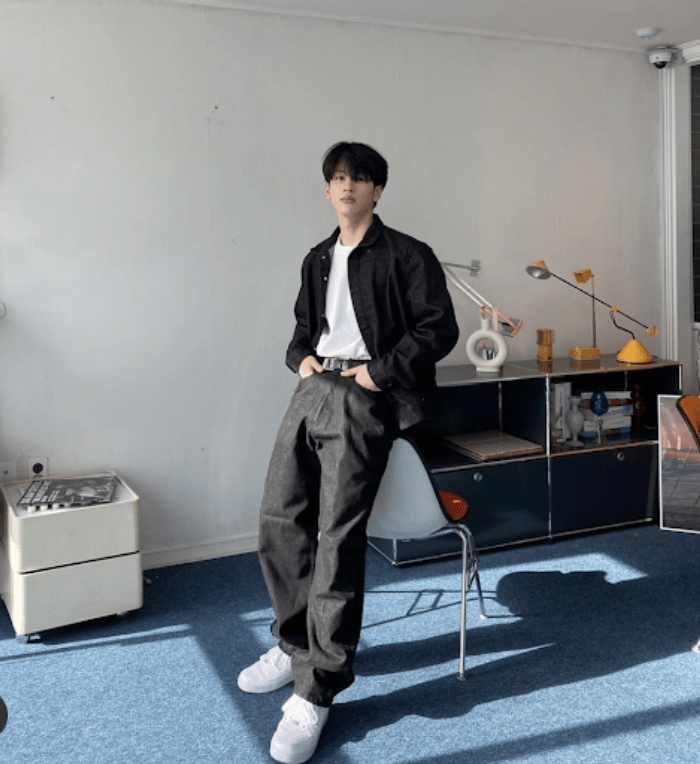 Monochrome Minimalist